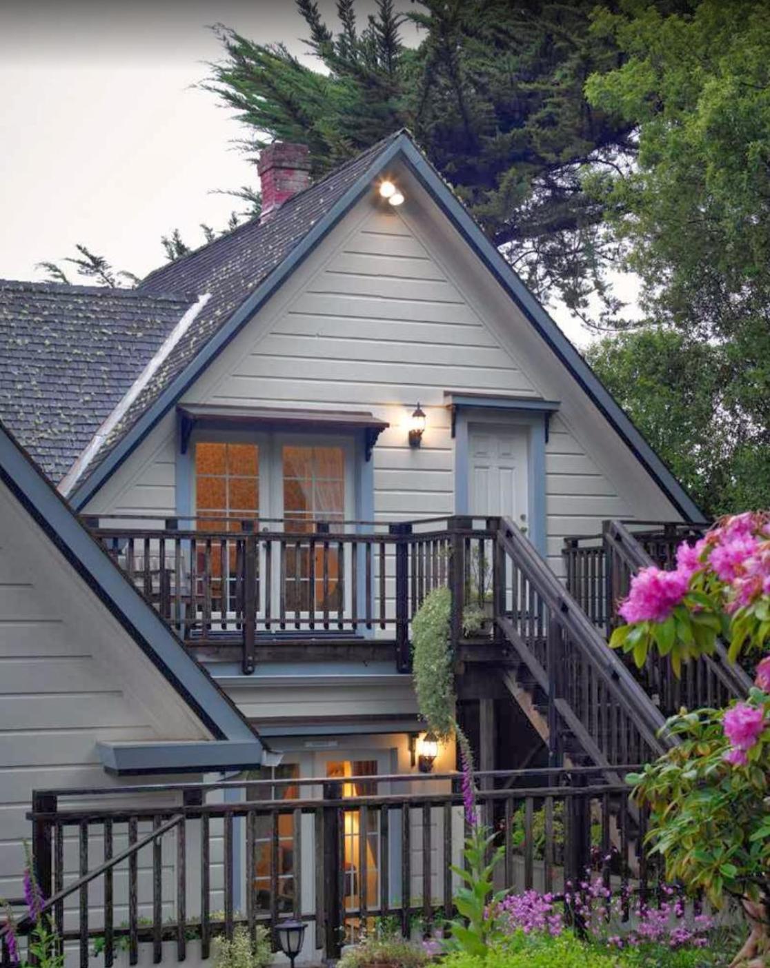 Dennen'S Victorian Farmhouse Little River Exterior photo